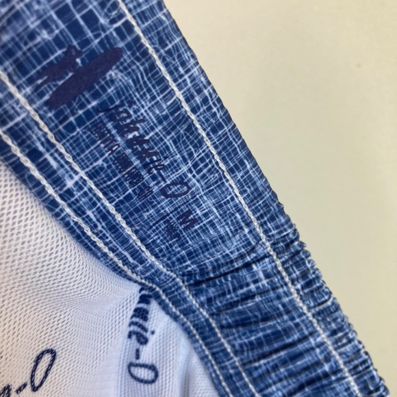 Johnnie-O Men’s shorts - Picture 4 of 7